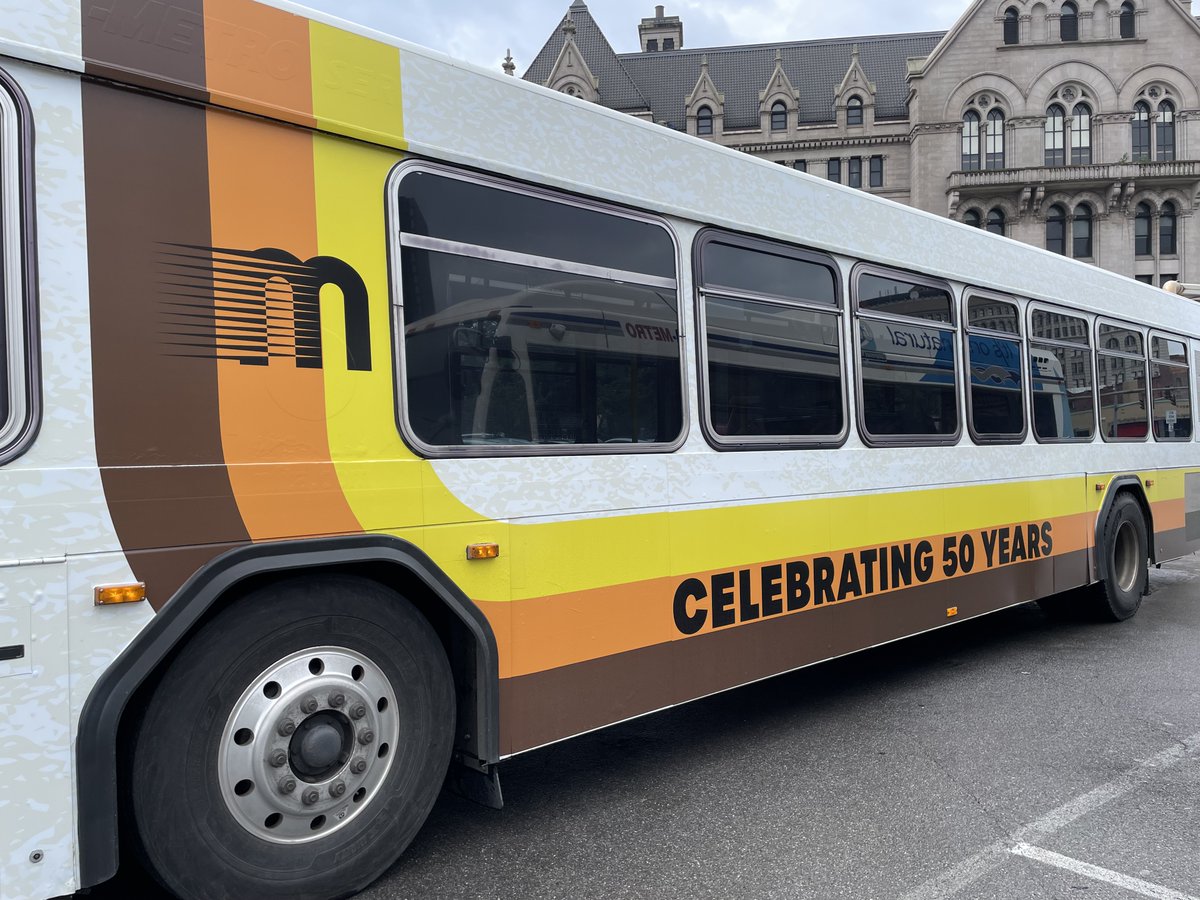 Metro Bus & Rail tweet media