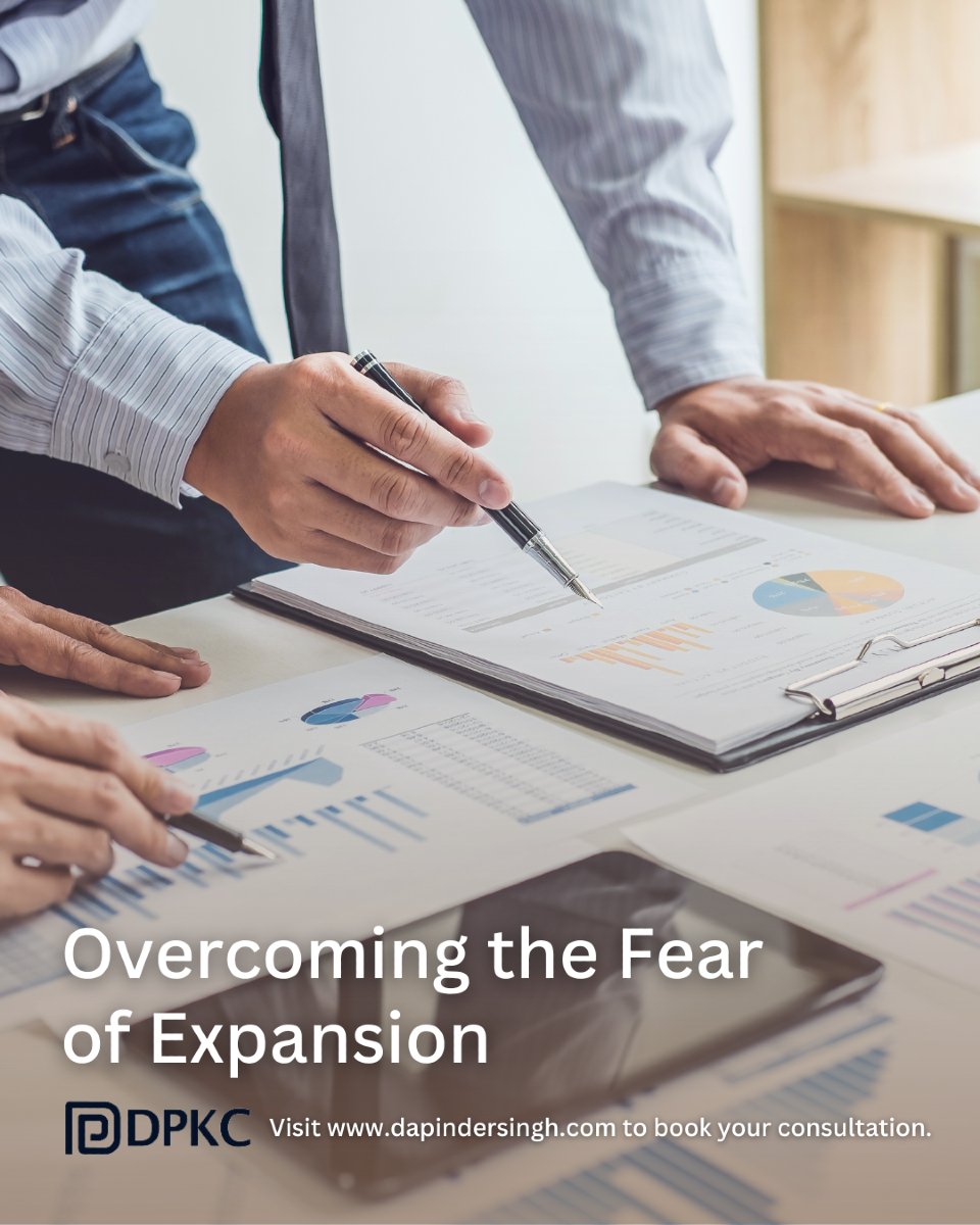 dpsinghkc's tweet image. Expanding your business can be daunting with uncertainties and risks.
Fear of failure can hinder growth ambitions.
Explore market research, strategic partnerships, and risk mitigation strategies to grow confidently. Conduct a SWOT analysis before expanding.