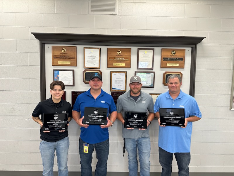 We are proud to recognize MMR employees Eddie Saldaña, Sean Cook, Lee Severio, and Riley Evans who were awarded with the Unexpected Hero Award at a ceremony for their life-saving services at the OxyChem Taft site. We commend them for their vigilance in this emergency situation.