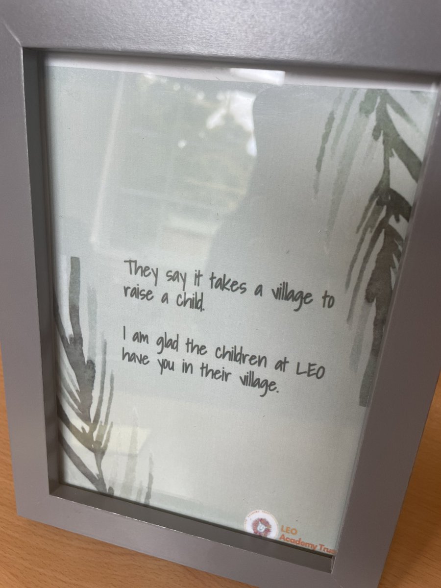 Always an informative DSL training session from the amazing <a href="/Harrysec/">Mrs Harrysec</a> &amp; came away with a gift for my office 🧡 <a href="/LEOacademies/">LEO Academy Trust</a>