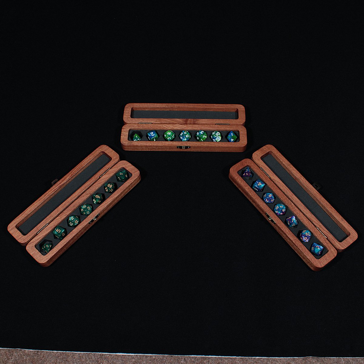 TheEnginarium's tweet image. The second run of dice boxes are almost ready. All exotics this time starting with these in African mahogany (sapele). The new batch will be up on the store on Friday and you don&apos;t want to miss these!

#dicebox #ttrpg #tabletopgaming #custom #dnd