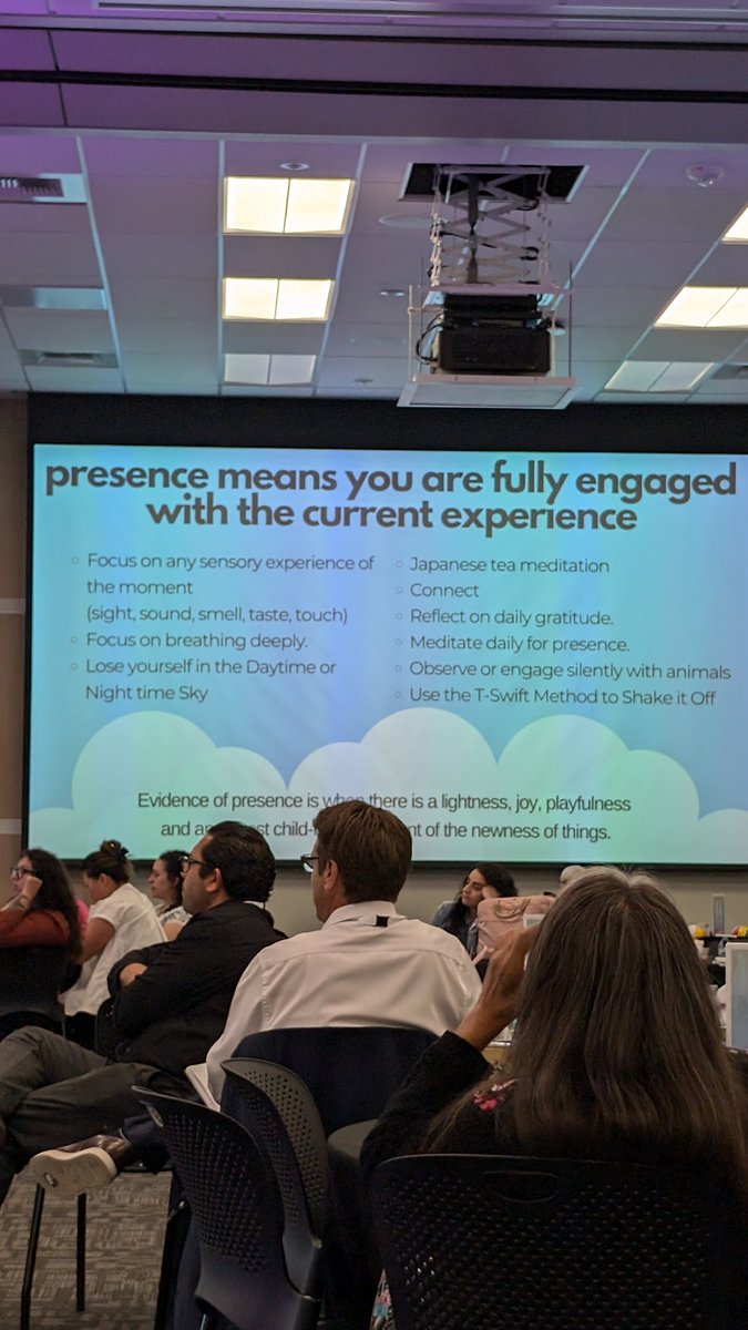 DrSonal_EDU's tweet photo. @edcampOSjr - "Presence means you are fully engaged" #LiteConference #Micdrop https://t.co/PJATrOvsHx