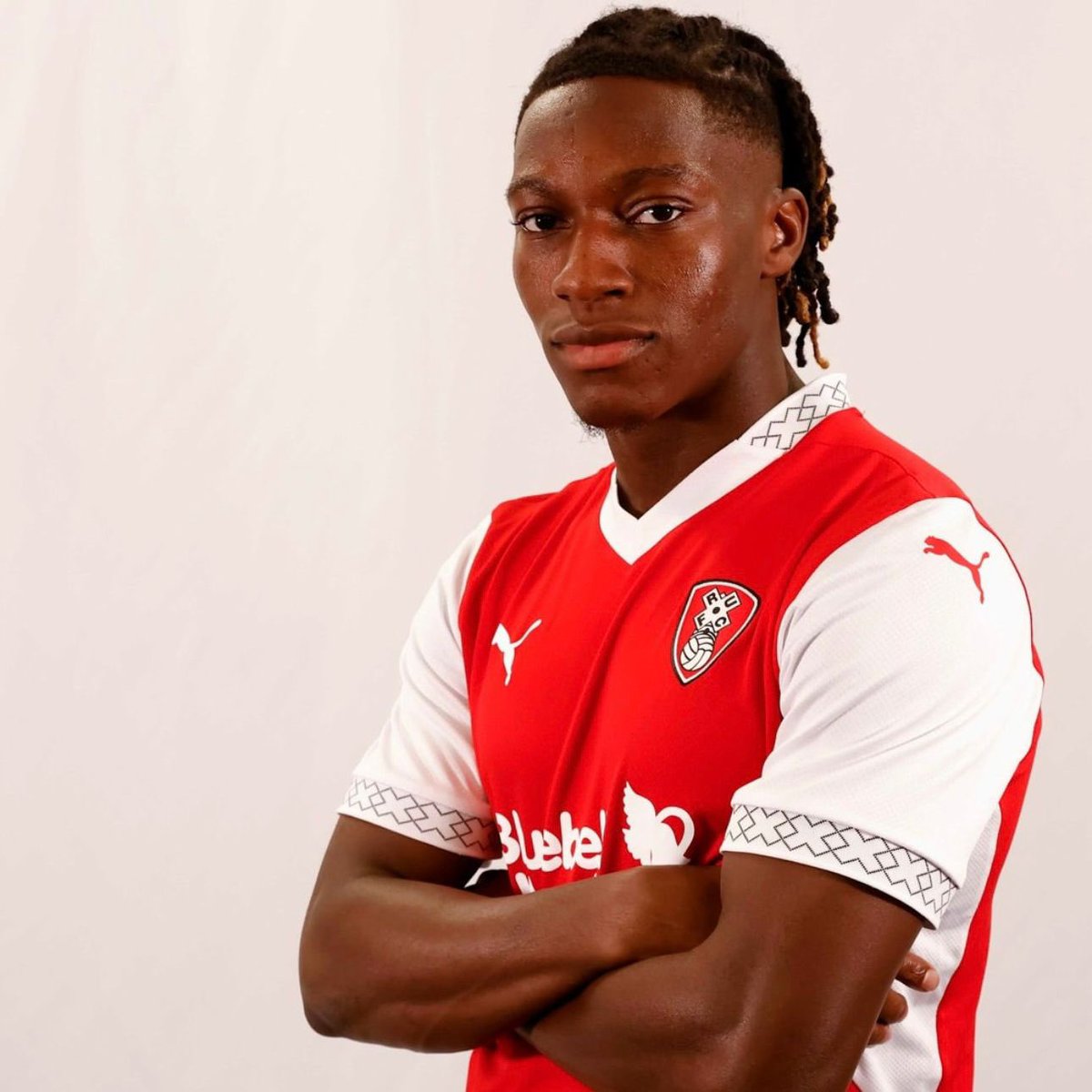 Delighted to be here @rotherhamunited for the season on loan! Can’t wait to push on and get started! Let’s go! 🔥