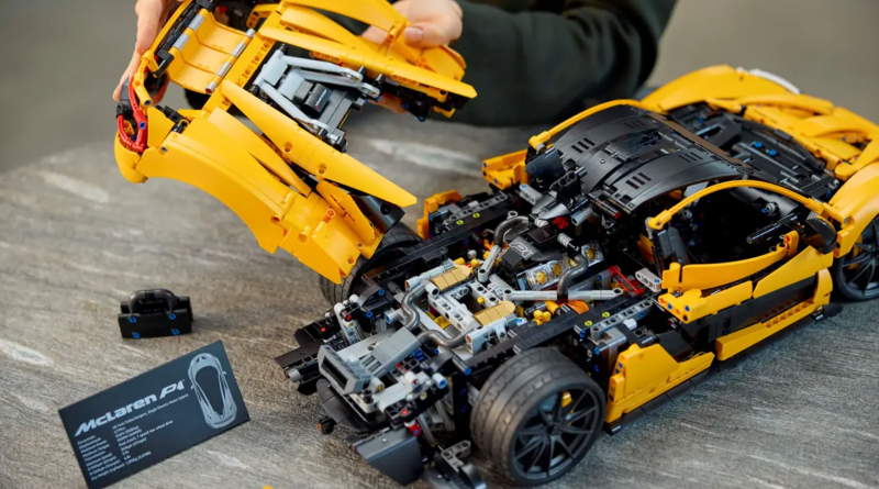 In a new video, the LEGO Technic design team reveals that pushing 42172 McLaren P1 ‘to the limit’ was one of their key objectives for the upcoming set.

brickfanatics.com/lego-technic-m…

#LEGO #LEGOTechnic #McLaren