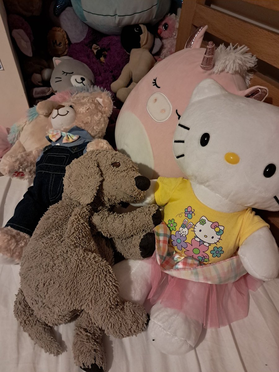 Starslilworld's tweet photo. Hii guys! My name is Star ⭐️ 
● This account is going to be about me expressing myself
● I also age-regress occasionally
● I age regress due to my mental health
● SFW ONLY!!
● Feel free to ask questions!🩷
#SFW #Newaccount #Safespace #Hii #New #ageretwt #Agere https://t.co/quwFh1CgJu