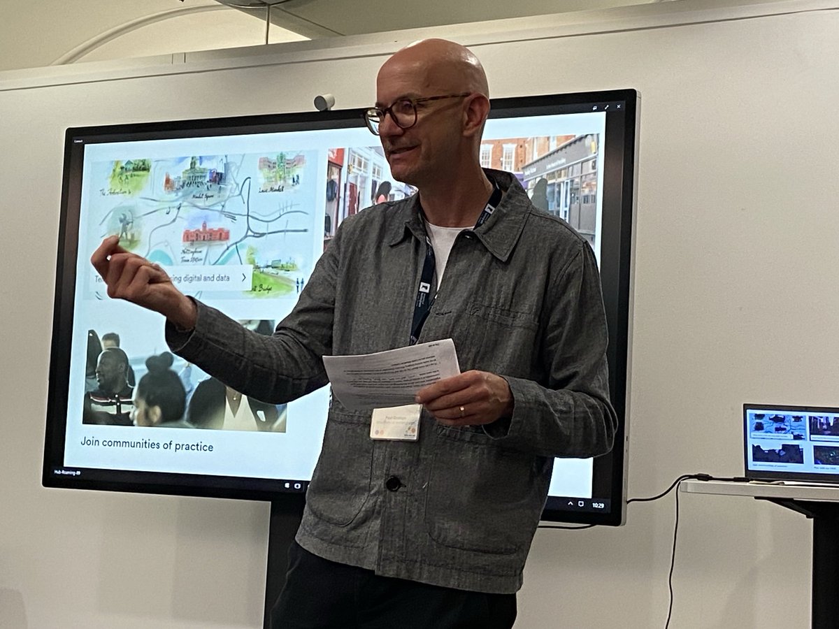 carolynhassan's tweet photo. Thankyou to @UniofNottingham Paul Grainge and #CityasLab team for a great day and inviting me to share work of @knowlewestmedia #bristollivinglab @openlivinglabs so much energy and enthusiasm in the room for co-creation and new collaborations https://t.co/dImJ1LJLpu