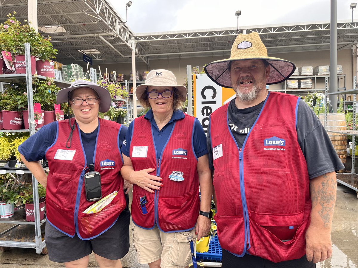 Daniel Humphrey tweet media