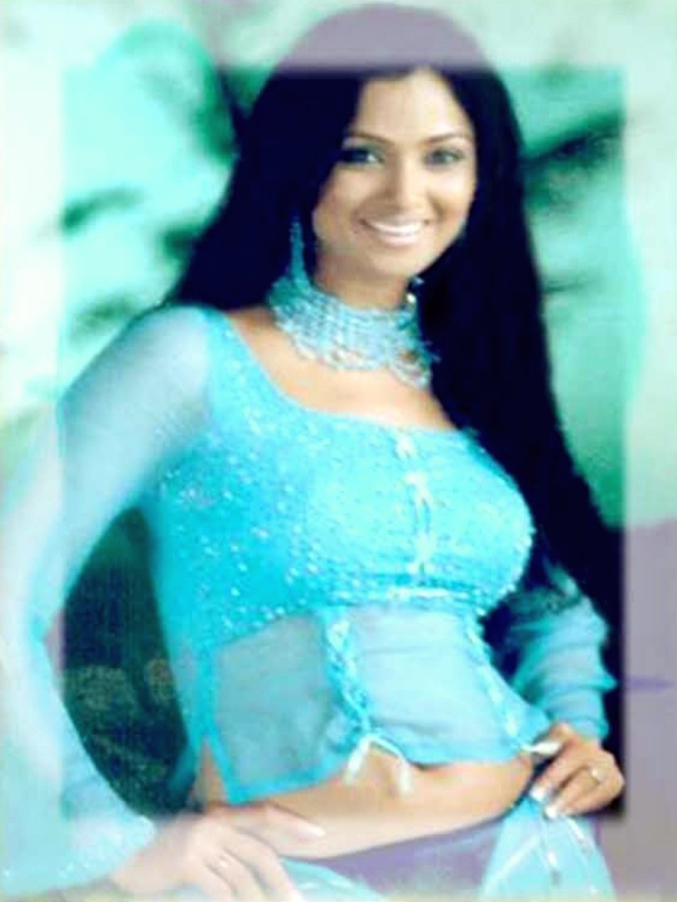 GSI65ltaoAAgsdn?format=jpg&name=large