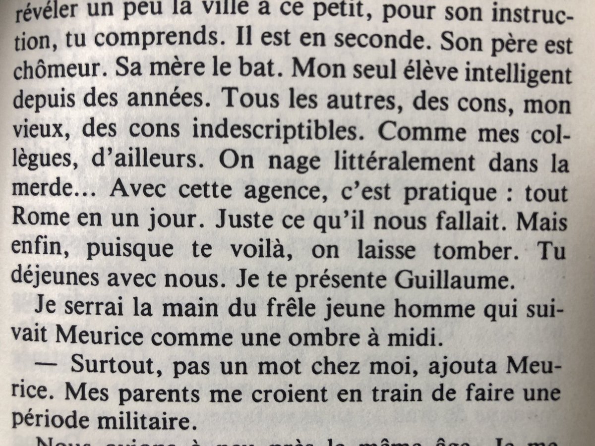C’est cadeau <a href="/GMeurice/">GMeurice</a> ! « Mes parents me croient en train de faire une période militaire » #tempodiroma