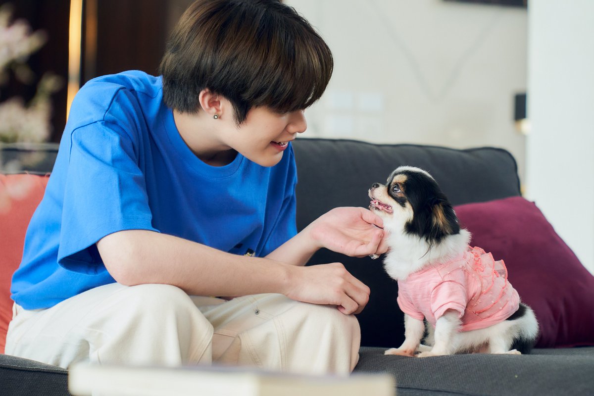 แก๊งเพื่อนจอมวางแผน เจ้าน้องชายต่างแม่ และหมาน้องผู้น่ารักก็มาน้า 🥰

#ดื้อเฮีย50Mviews