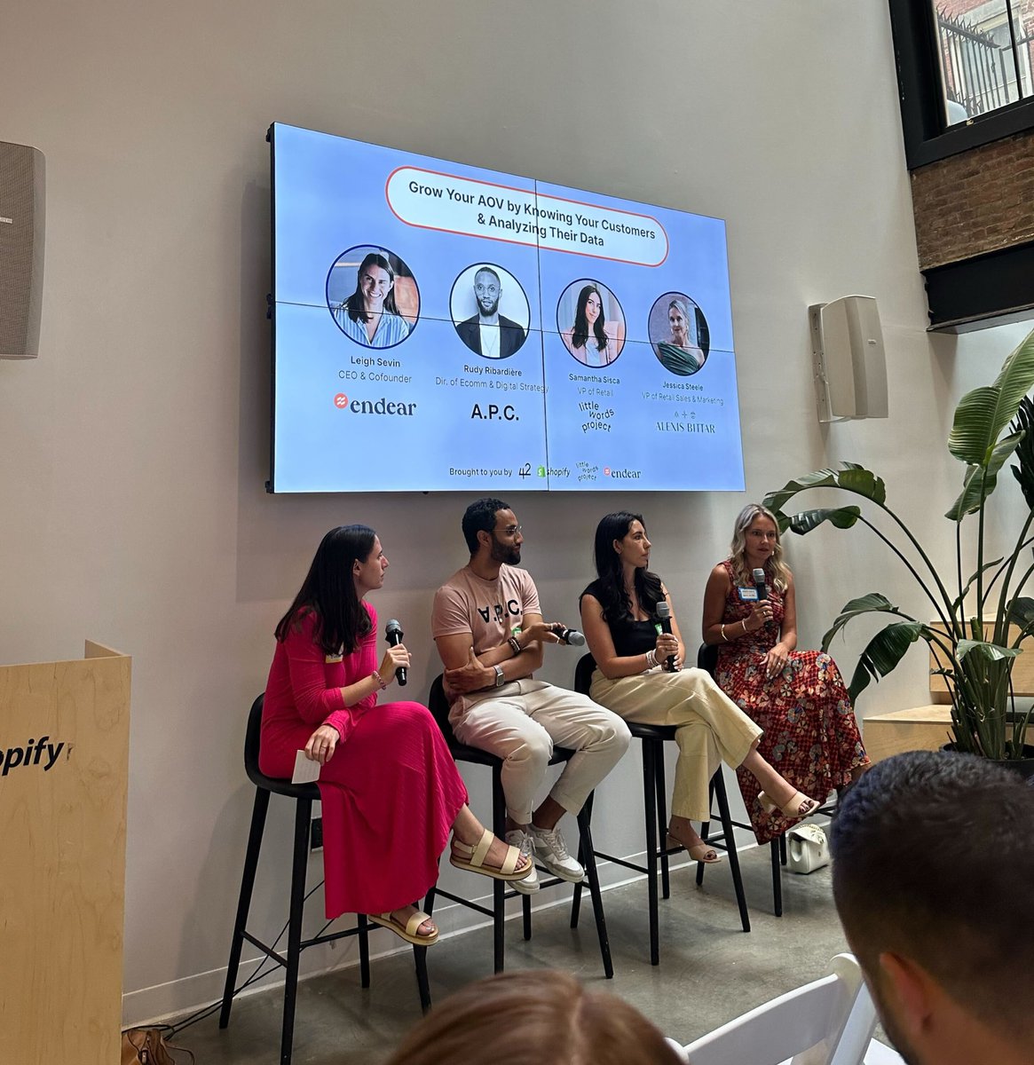 Kicked off the The Lead
week with a lovely event in partnership with <a href="/42technologies/">42</a> and <a href="/EndearHQ/">Endear</a> at <a href="/Shopify/">Shopify</a> NYC. We chatted customer experience, AOV drivers, data platforms, customization and more + ✨ <a href="/littlewordsproj/">Little Words Project</a>