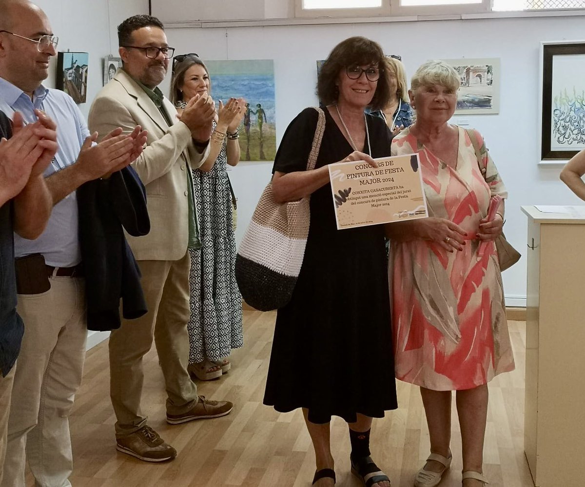 Maria González ha estat la guanyadora del concurs de pintura d’enguany! 🎨

A més, s’han entregat dues mencions especials a la Noemí Garcia i la Conxita Casacuberta. 

No deixeu de visitar l’exposició!

#FestaMajor #PremiàDeMar #FestaMajorPremiàDeMar #PremiàPirata #Maresme