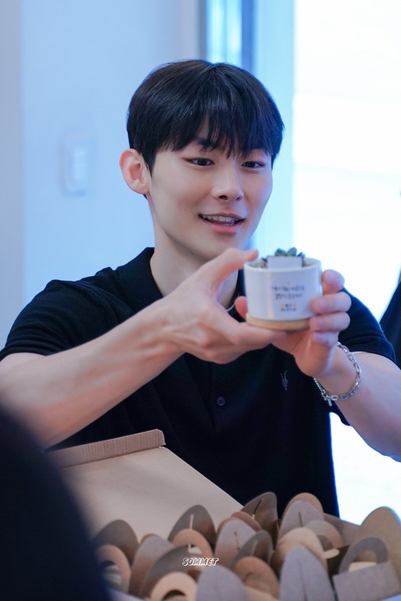 sommet_LSG's tweet photo. 🫧 https://t.co/uyJqt3G00H