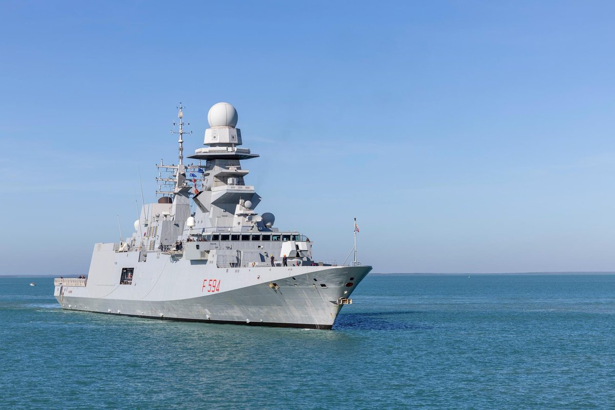 WarshipCam's tweet photo. Italian Navy Bergamini-class anti-submarine frigate ITS Alpino (F594) coming into Darwin, Australia - July 10, 2024 #itsalpino #f594

SRC: TW-@AusAirForce https://t.co/a5x5cLxE65