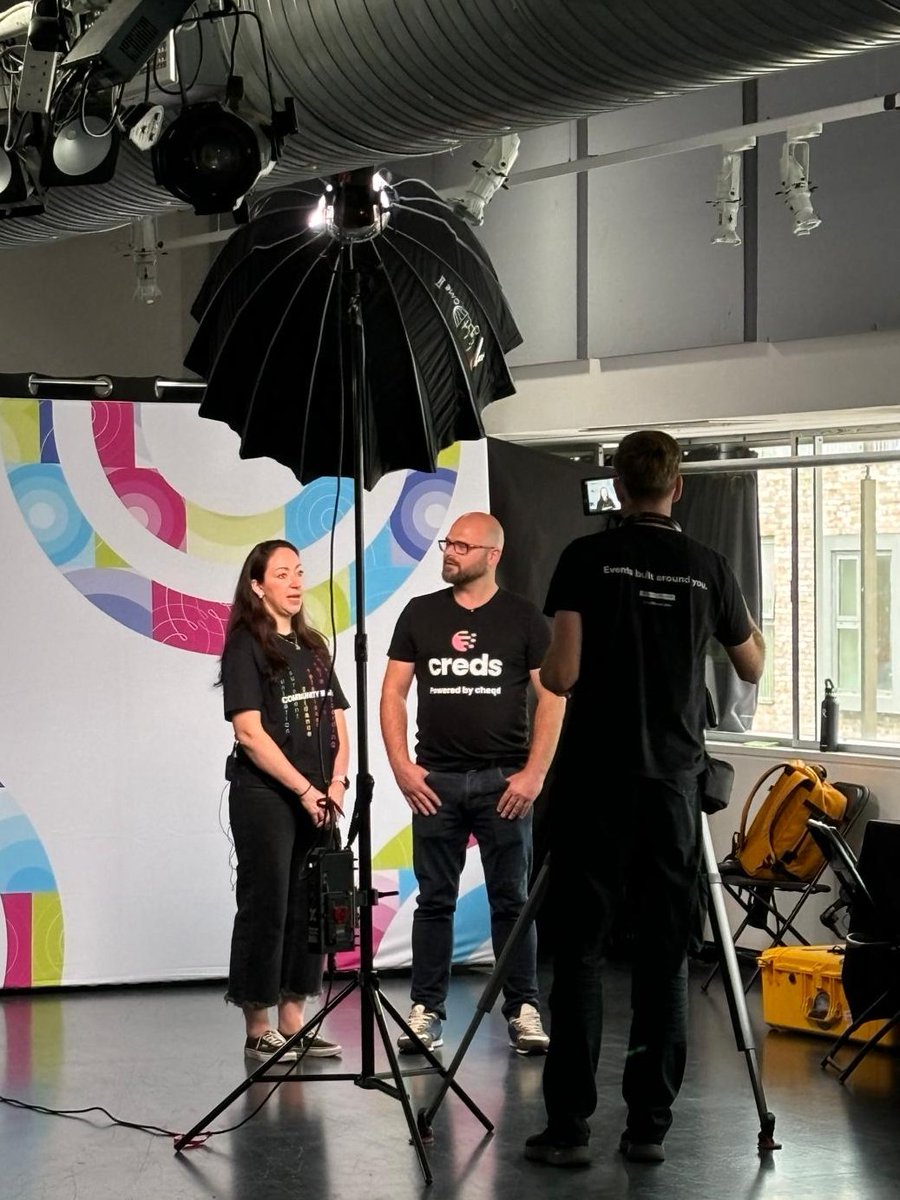 Creds_xyz's tweet photo. 😎Creds under the spotlight at @ledbycommunity summit, featuring @matt_arn.
More to share soon🎢
#DeRep #CommunityFirst #loyalty https://t.co/P3vQ63emBY