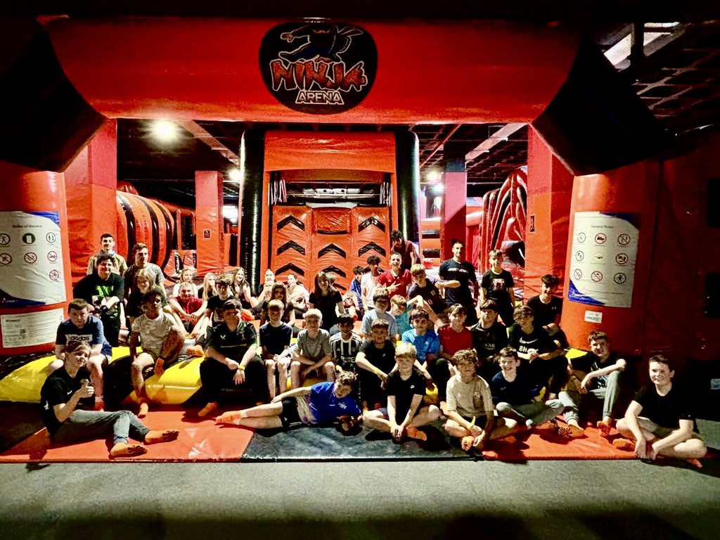 OrielHighSchool's tweet image. Now this looks like brilliant fun!! Ninja Warrior @ninjaeastbourne 💜💜 #HangTough #InflatableFun #NinjaTime #ActivitiesWeek2024