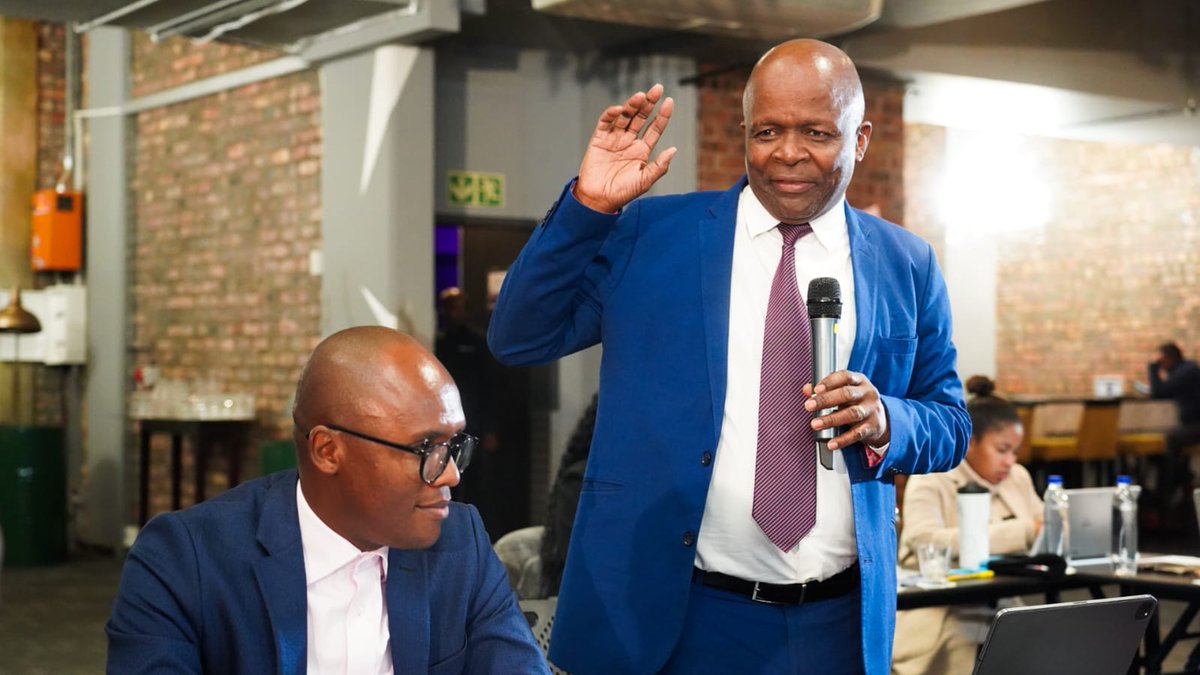 FPB_ZA's tweet photo. The Hon.Minister and Hon.Deputy Minister of Department of Communications & Digital Technologies, and the Director General, are holding their first Minister's Exco with all DCDT SOE's Chairpersons and CEO's today, following the announcement of the 7th Administration. https://t.co/ydpb5moyPG