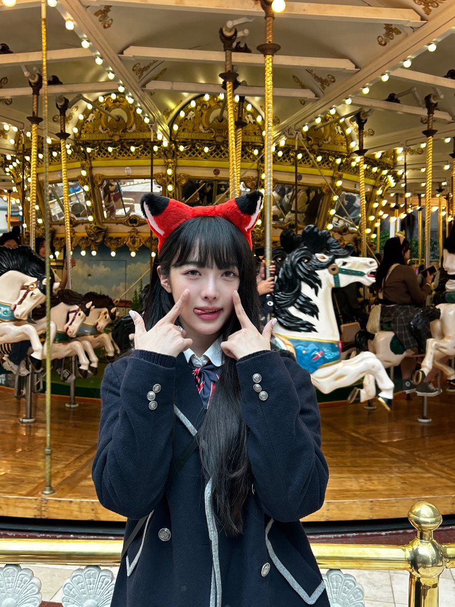 geenius_members's tweet photo. #예영이예영 

데뷔 전에 멤버들이랑 갔던 놀이공원🎡🎠🩷

#지니어스 #Geenius
#예영 #Yeyoung #イェヨン https://t.co/yfXfaEvoF1