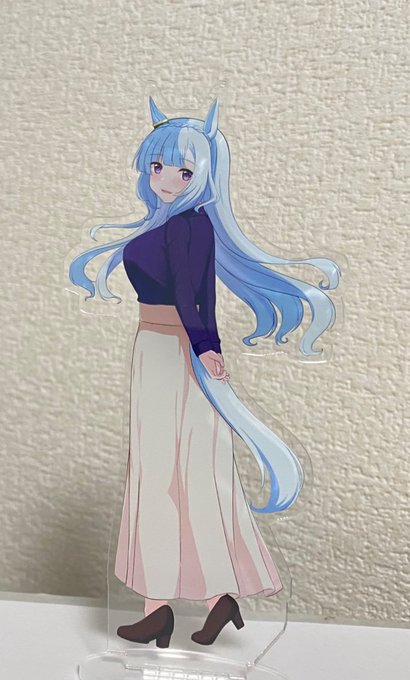 アクリルアルダン…