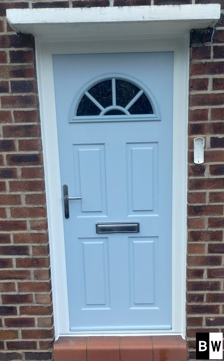 The Black and White Window Co tweet media