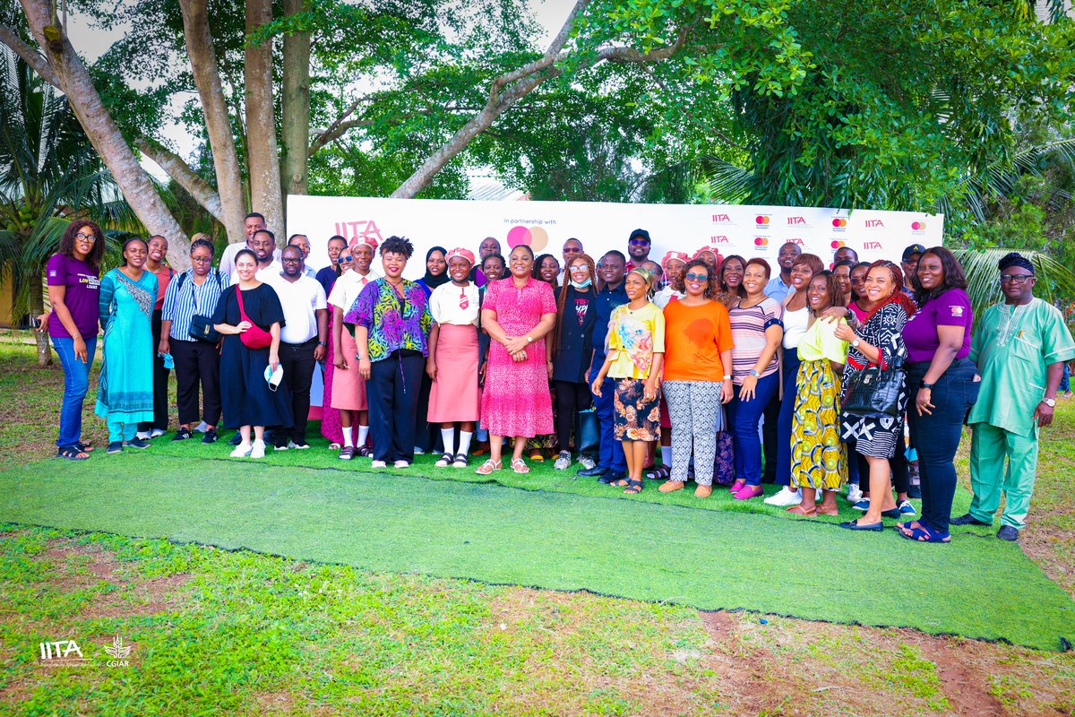 IITAYOUTHAGRIP's tweet photo. During a recent visit to the I-Youth #Agribusiness Park in Epe, #Lagos State, a team from @MastercardFdn interacted with participants who shared inspiring #success stories. 

The team praised #IYouth's #interventions, especially #STEP, and its #support for #youngfemale farmers. https://t.co/XxNlnHzvuu