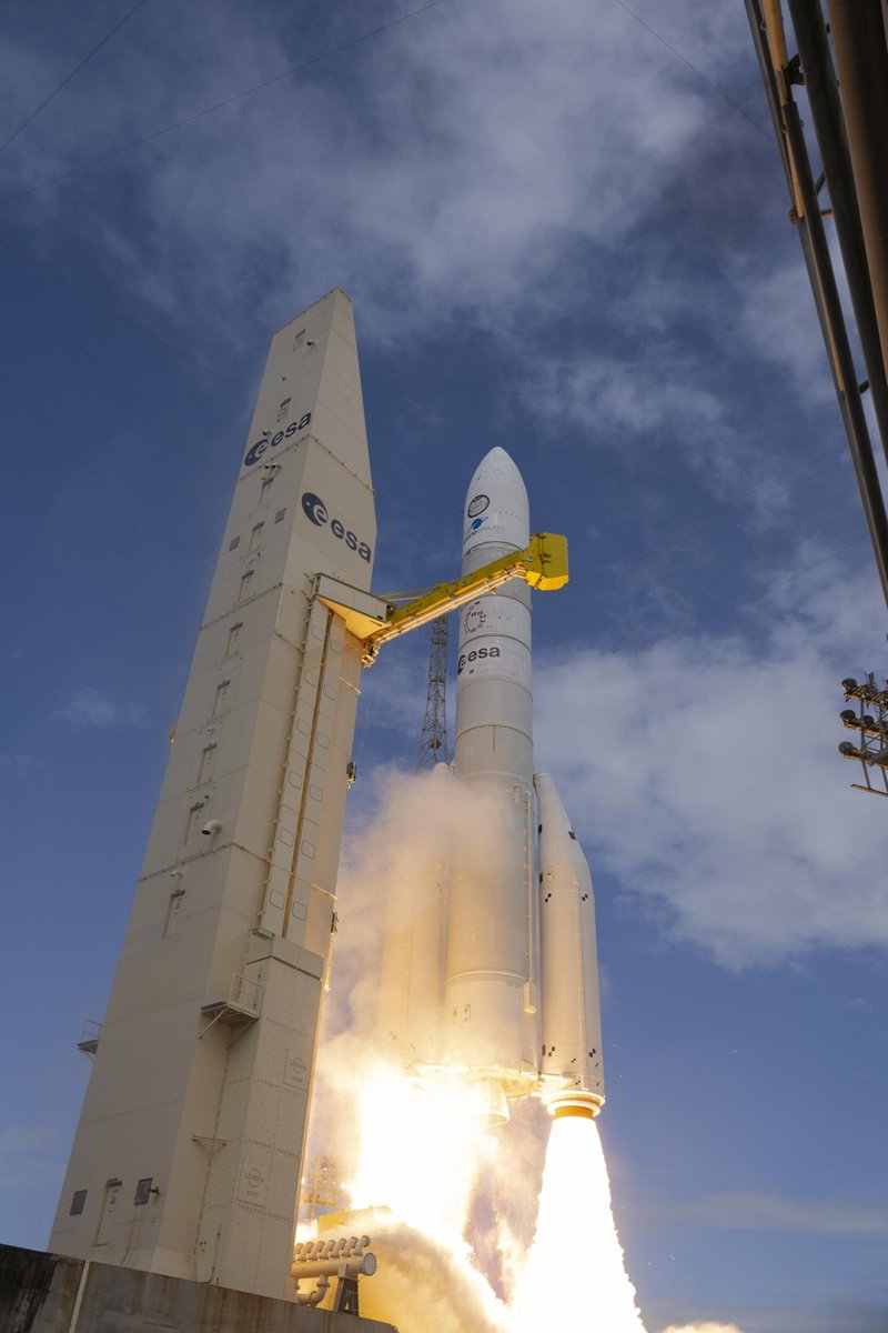 European Space Agency tweet media