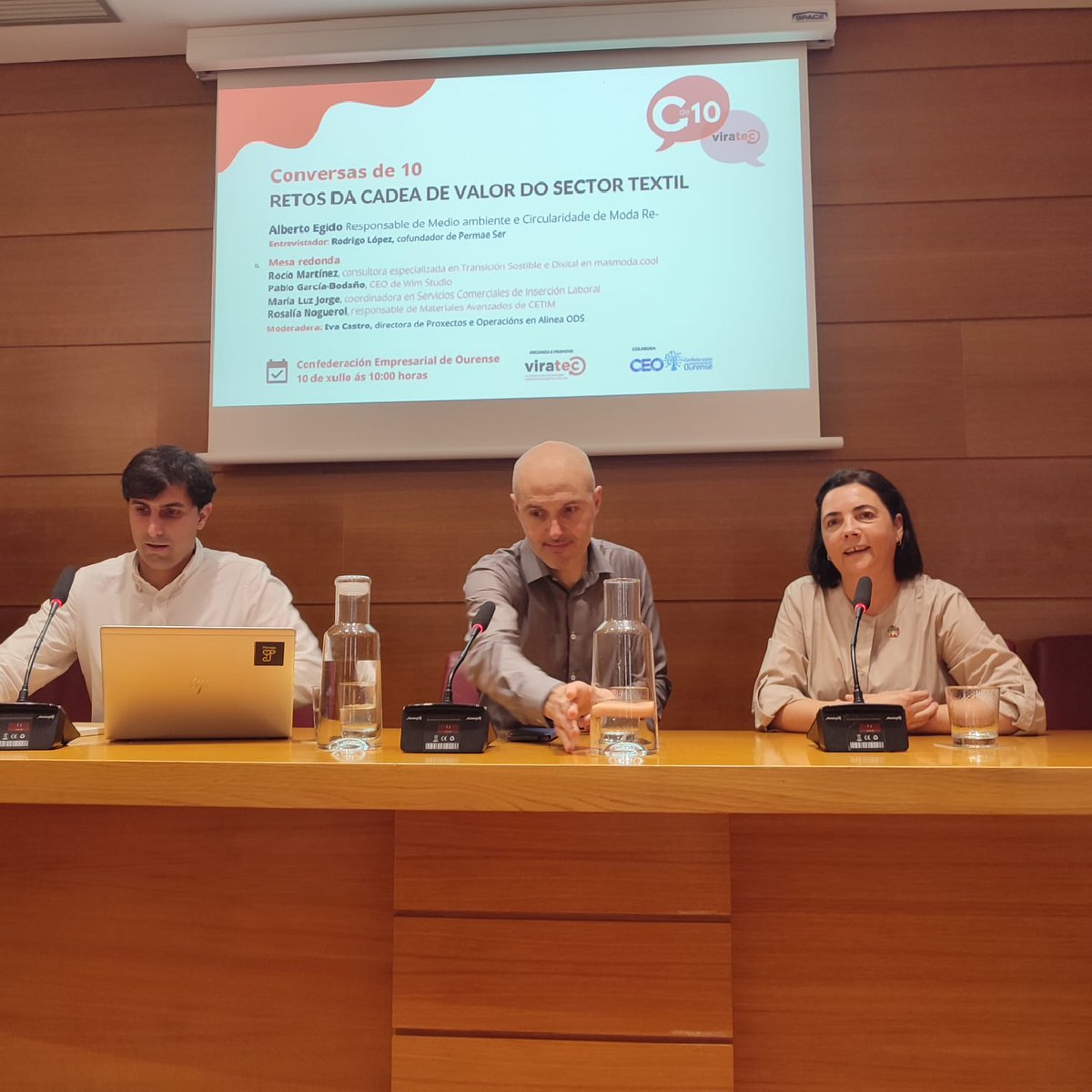 GAgroamb's tweet photo. 📣 Esta mañá a nosa compañeira Josefa de León participou en #Ourense no seu primeiro acto oficial como presidenta de @ViratecGalicia.

👉🏻 Foi na apertura institucional do #ConversasDe10 deste mes: 'Retos da cadea de valor do sector textil'. https://t.co/nWvrdxRqE4