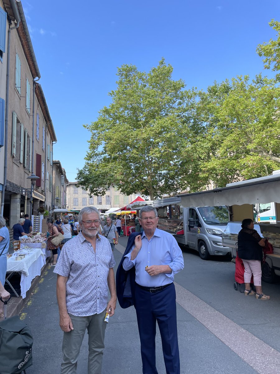 PBonnecarrere81's tweet image. Tout part du terrain : ce matin au marché de Réalmont, beaucoup de remerciements et d’amitié.
Enormément d’interrogations sur la suite et un appel unanime à dépasser les limites des groupes politiques. 
Nos concitoyens veulent un accord !