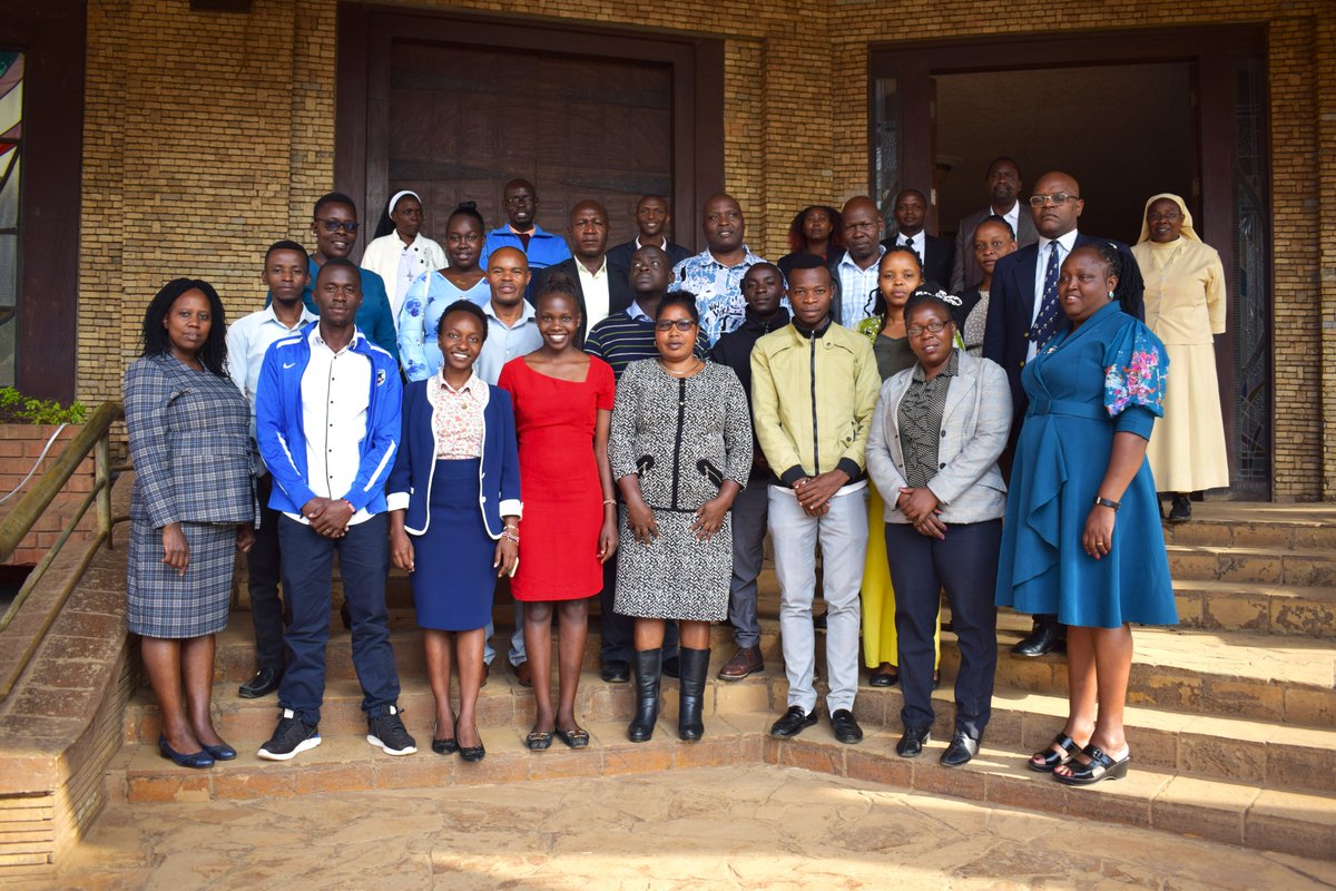 avsi_kenya's tweet photo. #LastMileproject aims to enhance quality of skilling & use of modernized equipment in 10 technical institutions of #Nairobi
3,000 students & 100 trainers capacity built on life, entrepreneurship & management skills and linked for internships & jobs.
@FondazioneAVSI
@CoWAKenya https://t.co/eVf813X8eF