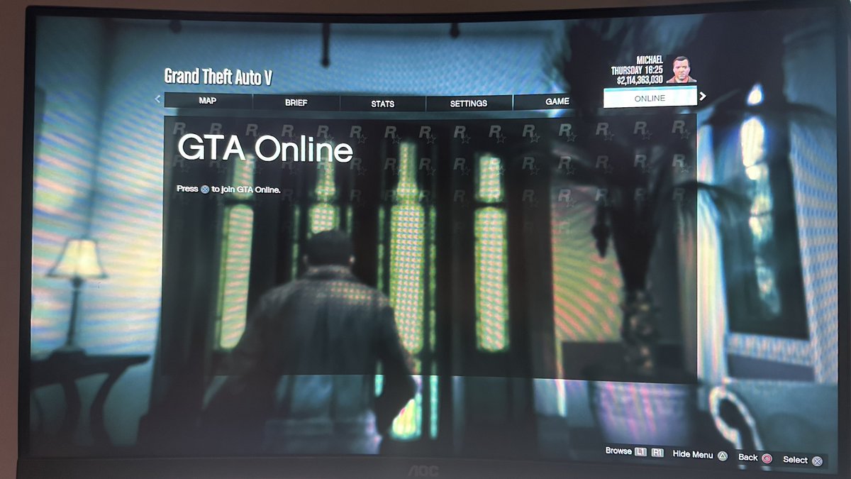 max1382.com tweet media