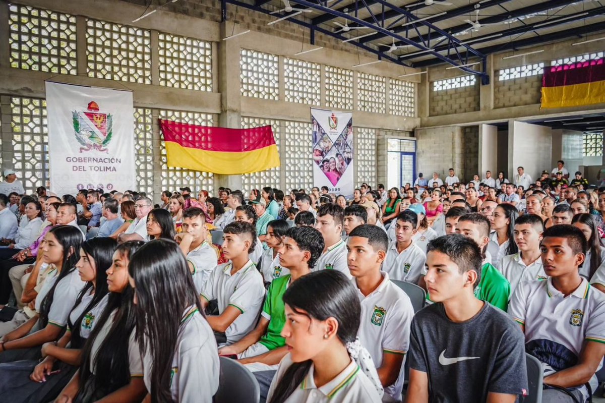 chocotolima's tweet photo. Gracias a la Administración Municipal, al Alcalde Jhon Anderson Bonilla, y al equipo de trabajo de Valle de San Juan 💛🤍💚 https://t.co/lSam17y72O