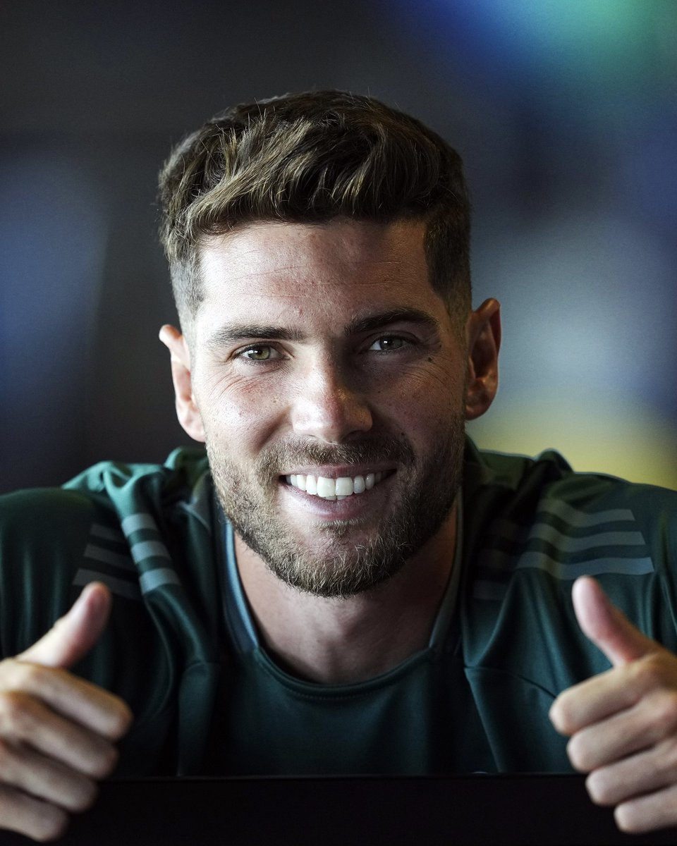 GranadaCF's tweet photo. ¡Luca ya está aquí! ❤️🤍

✅ Reconocimiento médico.

#𝙀𝙩𝙚𝙧𝙣𝙖𝙇𝙪𝙘𝙝𝙖 🇦🇹 https://t.co/kfcn19KkZY