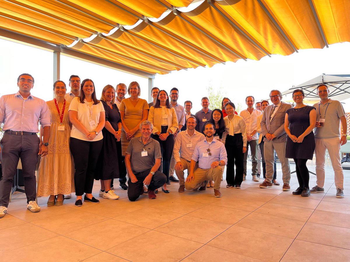 Nan Jiang tweet media