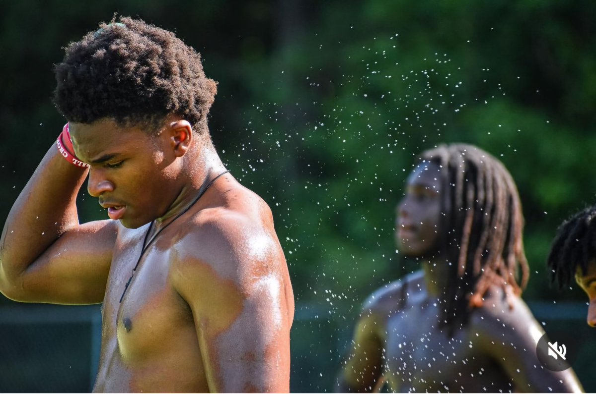 Isaiah “Zay”Deloatch (@deloatchisaiah) on Twitter photo 