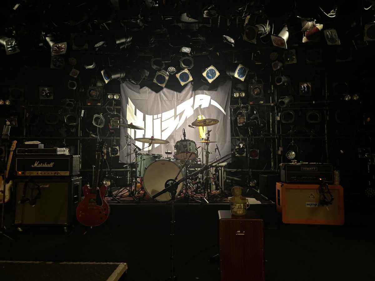 10PDPD's tweet image. サバシスター初ワンマン持ち曲全曲＋新曲で絶景でした。
健さんもニコニコしながら観ててこっちまでほっこり。