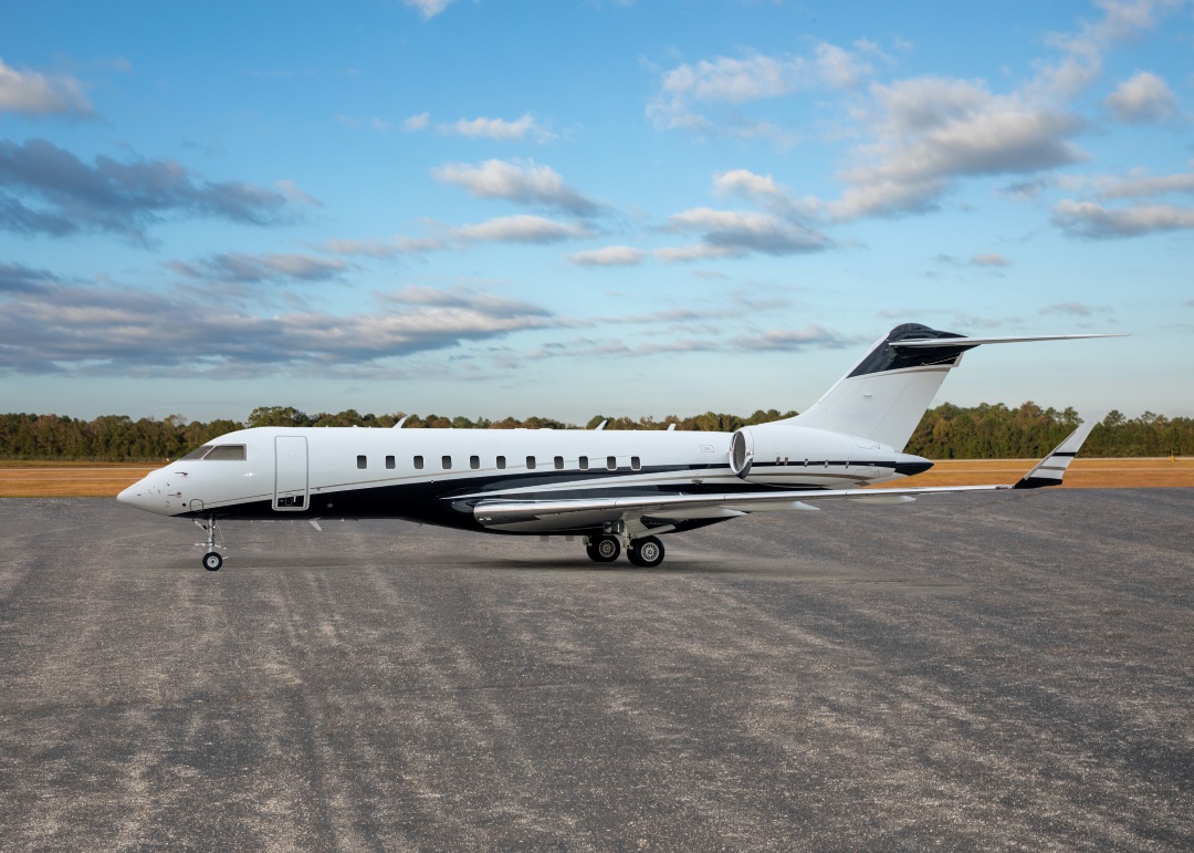 jetaviation's tweet image. Are you ready to go?

Our global charter fleet is ready to take you.

Model: Global 5000
Seating: 13 passengers
Range: 4,800 nm | 8,890 km
Speed: 480 kts | 889 km/h
Endurance: 10.5 h

ow.ly/fZGE50SyHvx

#Aviation #BizAv #FlyCharter #CharterWednesday