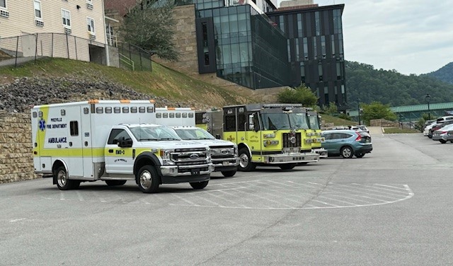 ChrisUpike91's tweet photo. TRAINING NOTICE: You may notice a high presence of first responders (Police, Fire, &amp; EMS) on campus this week. This is only a TRAINING EVENT.

The UPIKE Department of Public Safety is dedicated to providing a safe, protected, and organized environment. https://t.co/nvqgH2tD4S