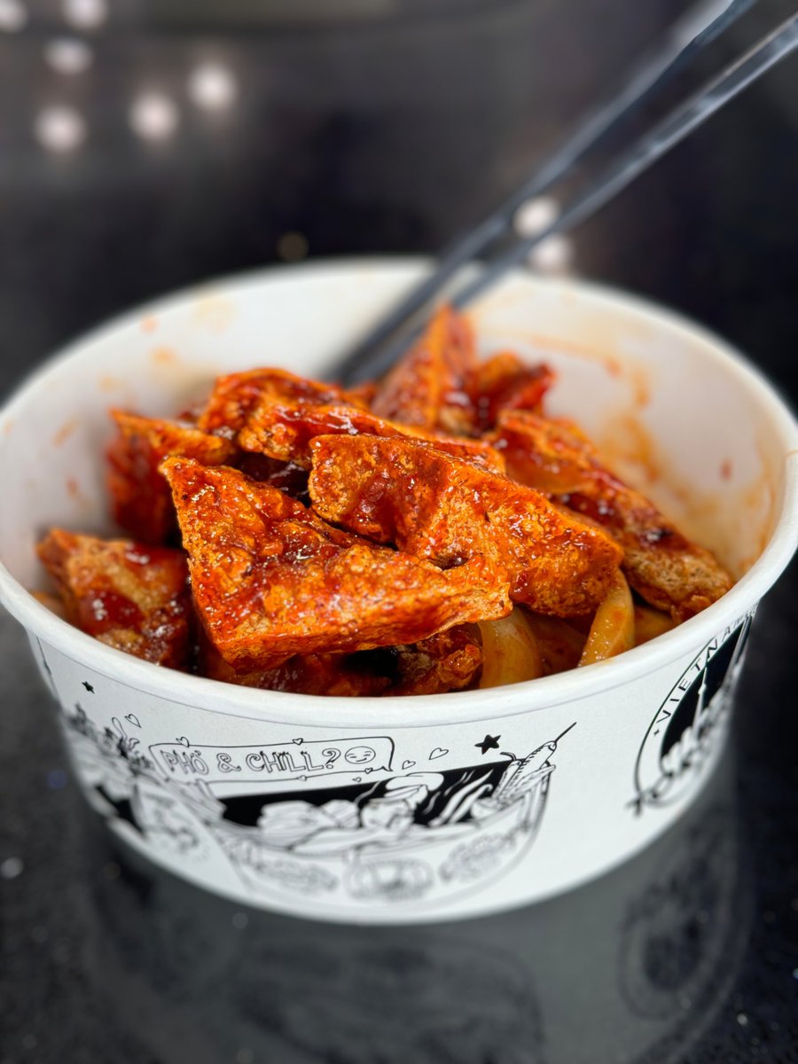 torontopho's tweet photo. Your favorite Crispy Tofu from our Saucy Pad Thai is now available solo! Crispy on the outside, tender on the inside, it's perfect for those who crave a taste sensation. Try it today and savor the crunch! 🌿😋 

#CrispyTofu #PadThaiPerfection #VegetarianDelight https://t.co/PQcCys8P2T