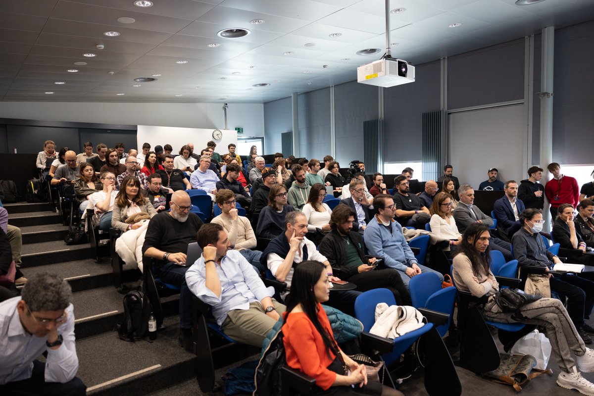 GM... this is an <a href="/AvaxDAO_/">Avalanche</a> appreciation post 🙏

Salute to the Ambassadors for hosting meetups and workshops around the globe, expanding into new territories and onboarding people to Avalanche and Web3 🫡