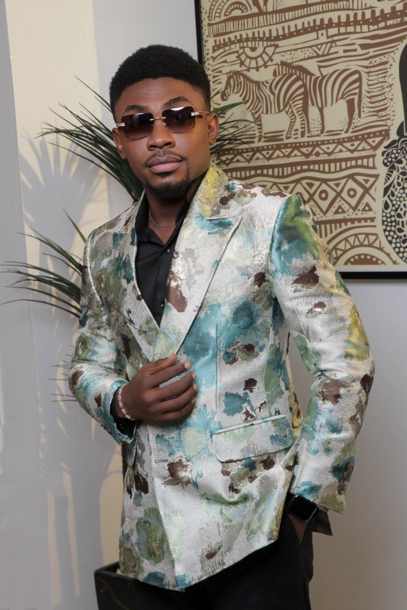 The celebrity Pharmacist tweet media