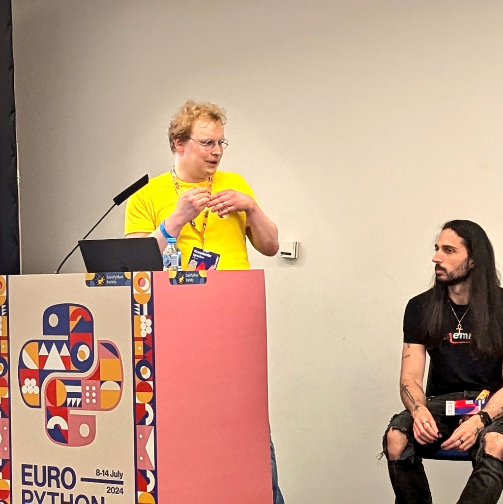 pauloxnet's tweet image. Python Core Development Panel is underway during the EuroPython 2024 conference 🐍

Carol Willing, Victor Stinner, Pablo Galindo Salgado,  Hugo van Kemenade Petr Viktorin,  Łukasz Langa are present on stage 🎤

#EuroPython #EuroPython2024 #Python #CPython 
CC @EuroPython @ThePSF