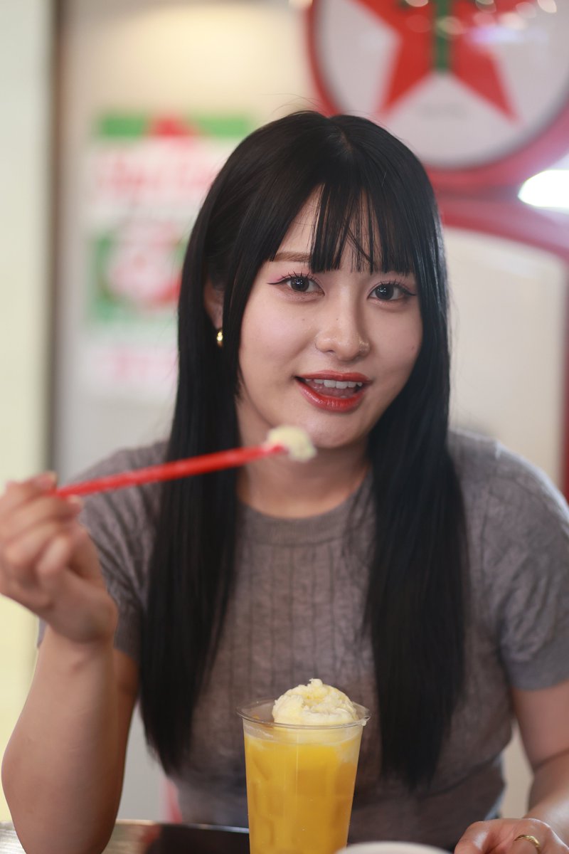 nishimura3059's tweet photo. 日本なのにアメリカみたいなダイナーで
デート風ポトレ
model kei さん
@tiara_keii
#ポートレート #ポートレート写真 #portraitmaster https://t.co/1e3NjgDm74