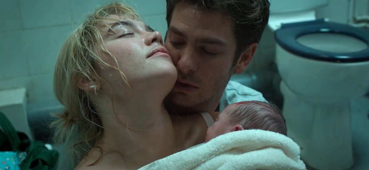 westenthu's tweet photo. wst EVERYBODY STOP!! FLORENCE PUGH &amp; ANDREW GARFIELD JADI PASANGAN SUAMI ISTRI YANG PUNYA ANAK 1

Mereka jadi keluarga kecil yg bahagia, t-tapi fokus masalahnya....
https://t.co/IECv6Uingz