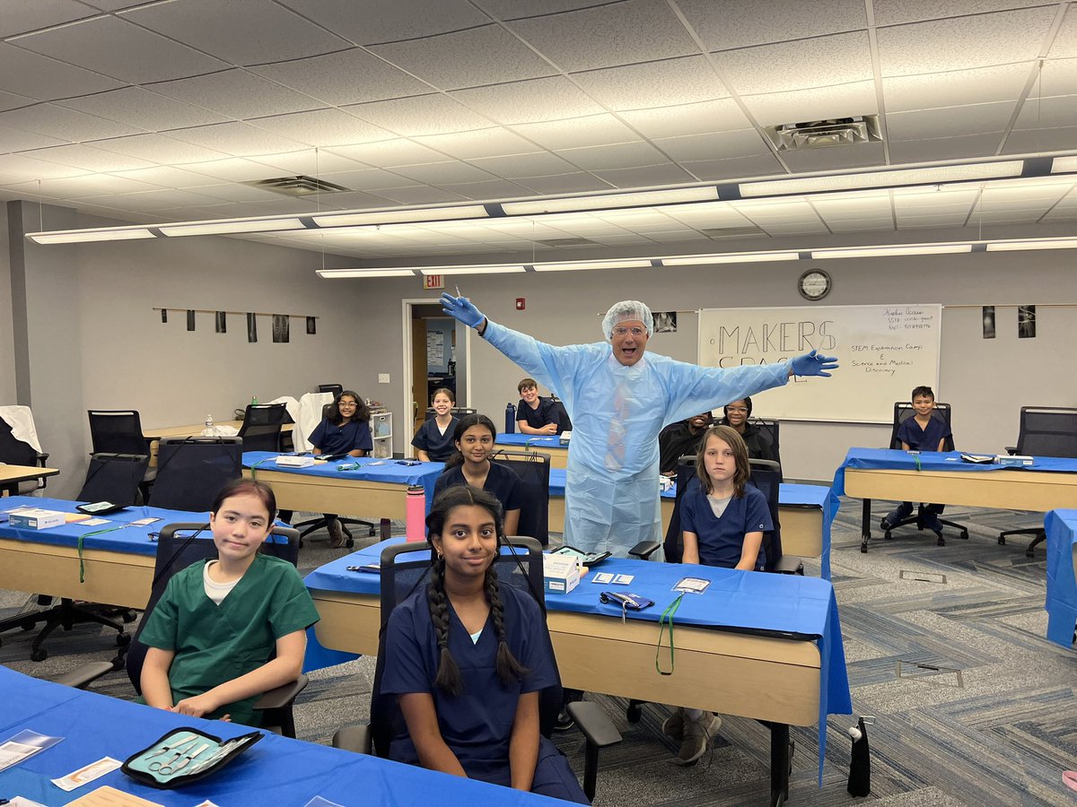 BobKellyFOX29's tweet photo. #CampKelly LIVE from Exton at STEM Innovation Surgery Center. Gonna have you in Stitches NEXT on Fox 29 https://t.co/RuBSdUB5zH