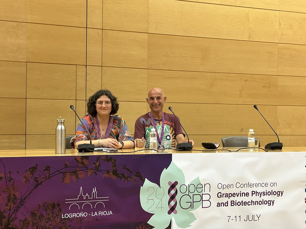 Open-GPB2024 Conference (@opengpb2024) on Twitter photo Let’s go to the Advances in omics and big data with Camille Rustenholz <a href="/INRAE_France/">INRAE</a> and Diego Lijavetzky <a href="/CONICETMendoza/">CONICET Mendoza</a> <a href="/icvv_rioja/">Instituto de Ciencias de la Vid y del Vino (ICVV)</a> as chairpersons, thanks! Let’s go to the Advances in omics and big data with Camille Rustenholz <a href="/INRAE_France/">INRAE</a> and Diego Lijavetzky <a href="/CONICETMendoza/">CONICET Mendoza</a> <a href="/icvv_rioja/">Instituto de Ciencias de la Vid y del Vino (ICVV)</a> as chairpersons, thanks!