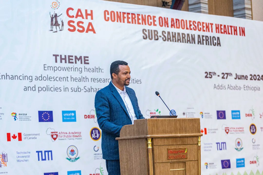 AAPH_Africa's tweet photo. At the #DASH_CAHSSA, Motuma Bekele and Dr. Endegena Abebe from the Ethiopian Federal Ministry of Health highlighting the significance of robust policies and meaningful youth engagement in driving adolescents health improvements.
#ARISE_Network https://t.co/SuN0gr0oMY