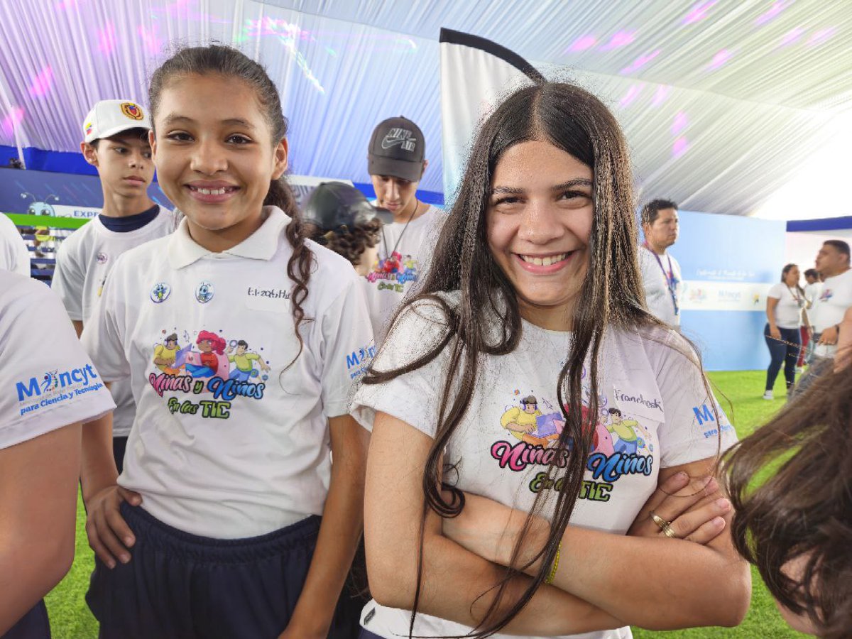 El Ministerio de Ciencia y Tecnología inspira a las nuevas generaciones a través de programas de robótica y tecnología. 

¡Cultivando una cultura de innovación desde la infancia! 

#SembrandoFuturoCientifico #NiñasEnCiencia

latamnews.lat/20240627/las-s…