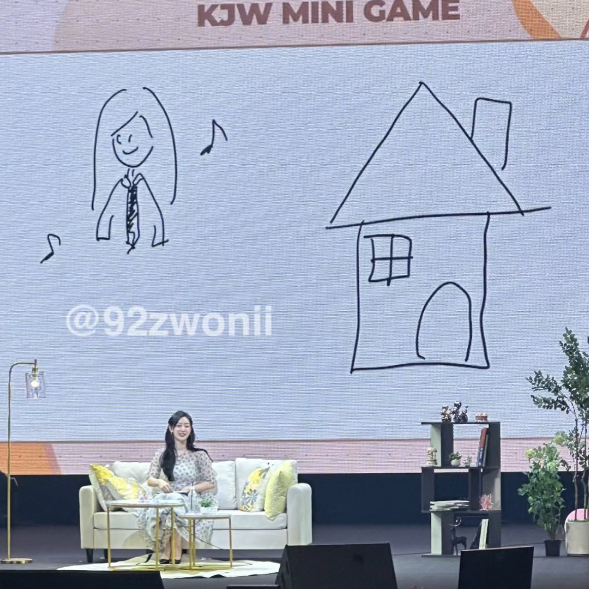 만약에 연기를 안 했으면 
이모티콘 작가가 되고 싶다는 지원언니 그림 봐 
순서대로 김지원, Be my one, 우리집임 ..
웃기고 귀여워ㅜㅋㅋ