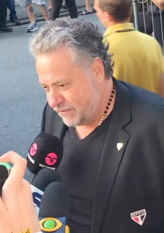 Guine ™ tweet media