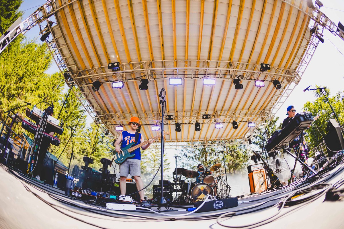 SpaceBaconMusic's tweet photo. #BISCOLAND! We had a blast with y'all at #WonderlandForest, thanks for showing up big and braving the heat! HUGE thanks to @disco_biscuits for throwing the best party yet again, next up we're onto @SecretDreamsOH. Photos by Brian Ferguson https://t.co/7DQvrjaLqR